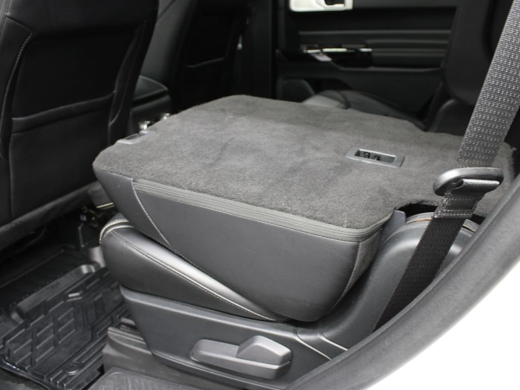Used 2024 Ford Explorer ST w/ Technology Package AWD/4WD image 65