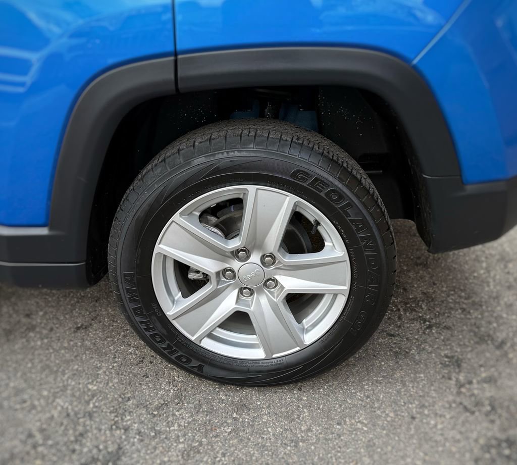 Used 2022 Jeep Compass Latitude w/ Convenience Group image 14