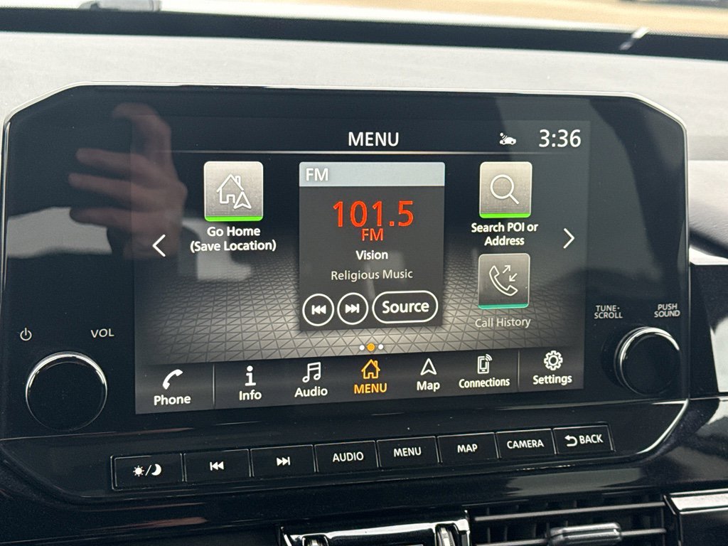 Certified 2024 Nissan Pathfinder SL w/ Black Appearance Package image 18