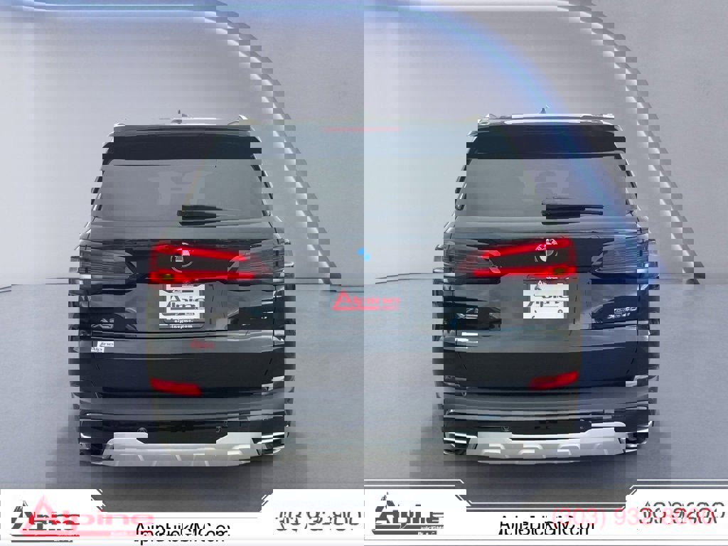 Used 2022 BMW X5 xDrive40i w/ Luxury Seating Package image 4