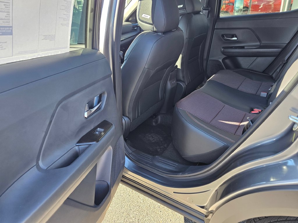 New 2027 Nissan Kicks SR AWD/4WD image 11