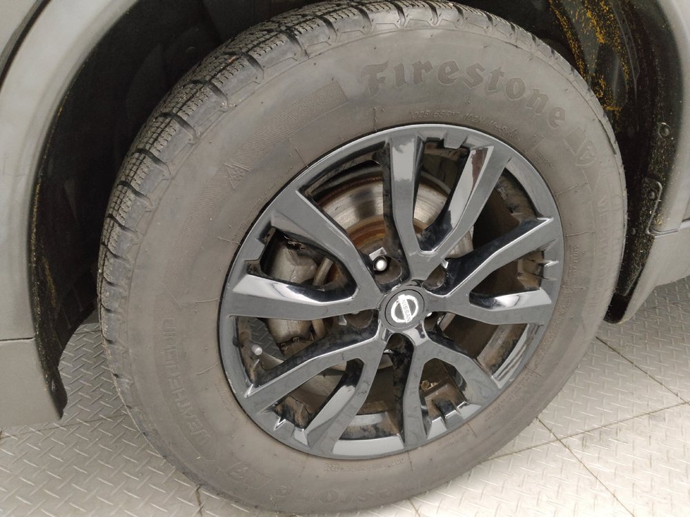 Used 2017 Nissan Rogue SV w/ Midnight Edition AWD/4WD image 31