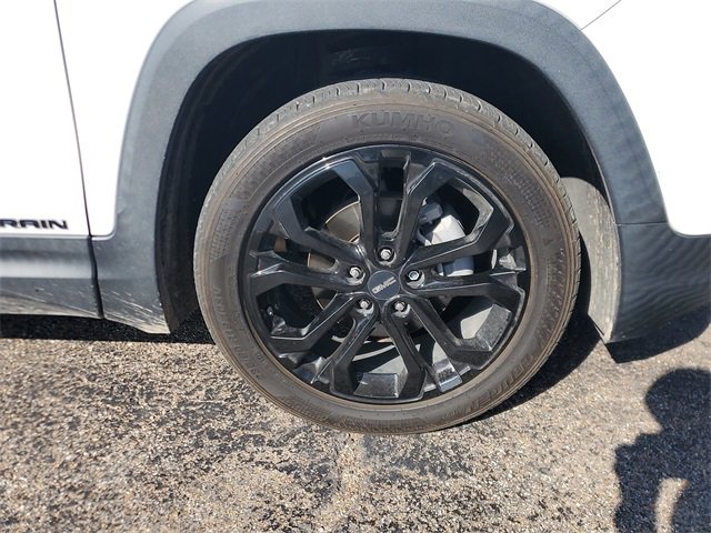 Used 2019 GMC Terrain SLE w/ Driver Convenience Package image 3