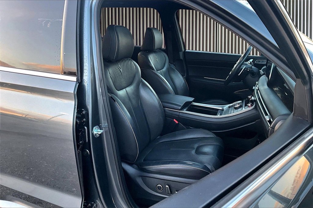Used 2023 Hyundai Palisade Calligraphy w/ Cargo Package image 7