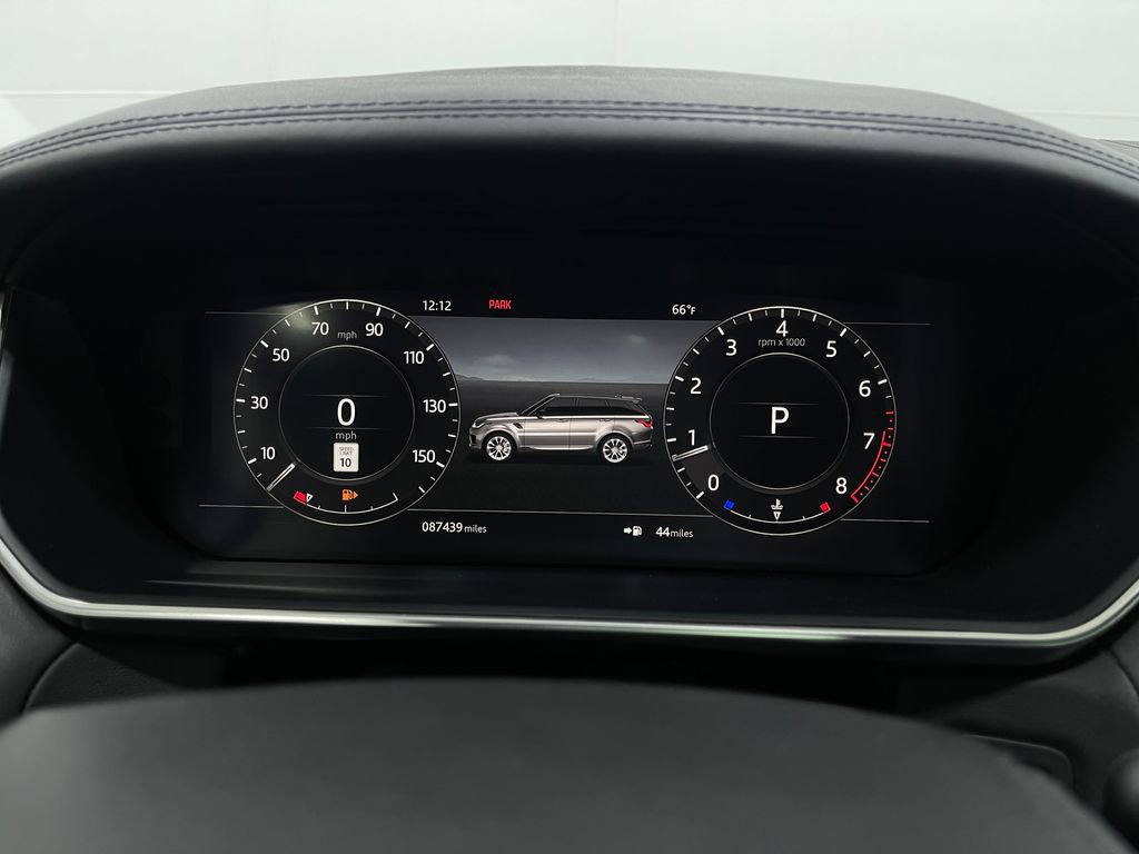 Used 2018 Land Rover Range Rover Sport HSE Dynamic image 25