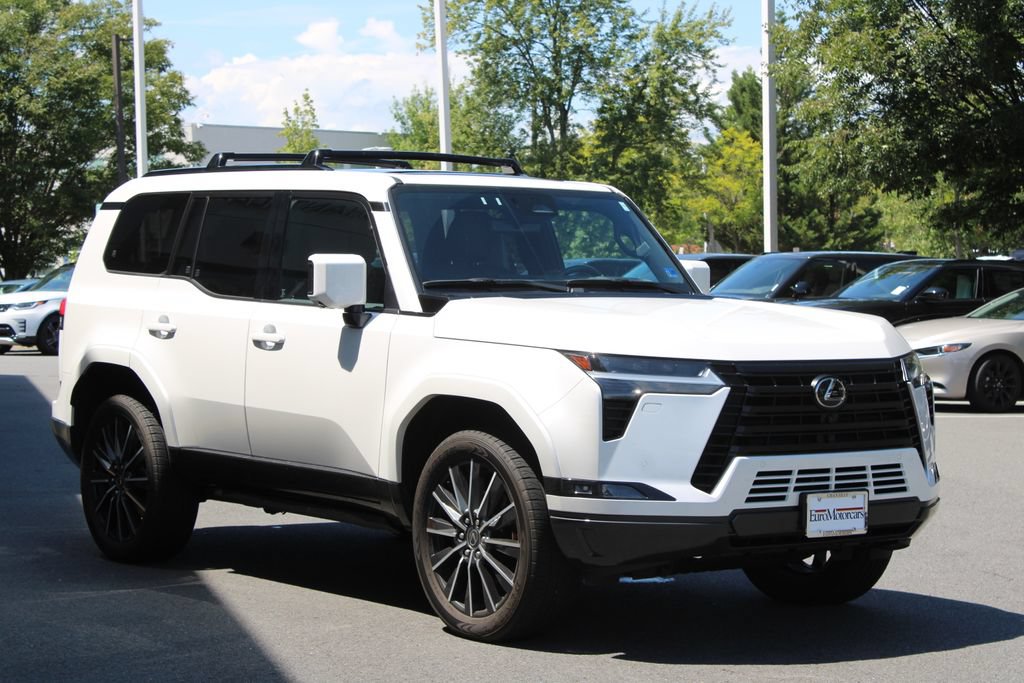 Used 2024 Lexus GX 550 w/ Accessory Package (Z1) AWD/4WD image 2