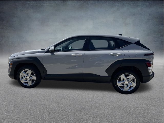 New 2027 Hyundai Kona SE FWD image 5