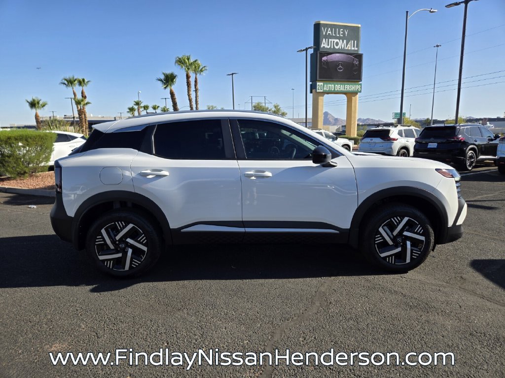 New 2026 Nissan Kicks SV w/ SV Premium Package FWD image 8