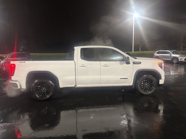 Used 2024 GMC Sierra 1500 Elevation w/ LPO, Elevation Black Package image 5