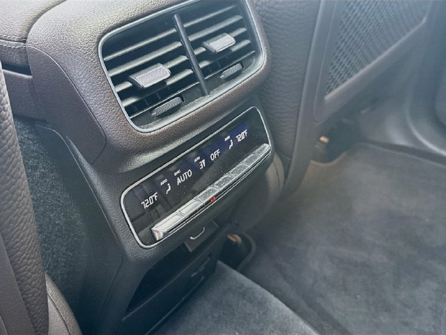 Used 2022 Mercedes-Benz GLS 580 4MATIC image 27