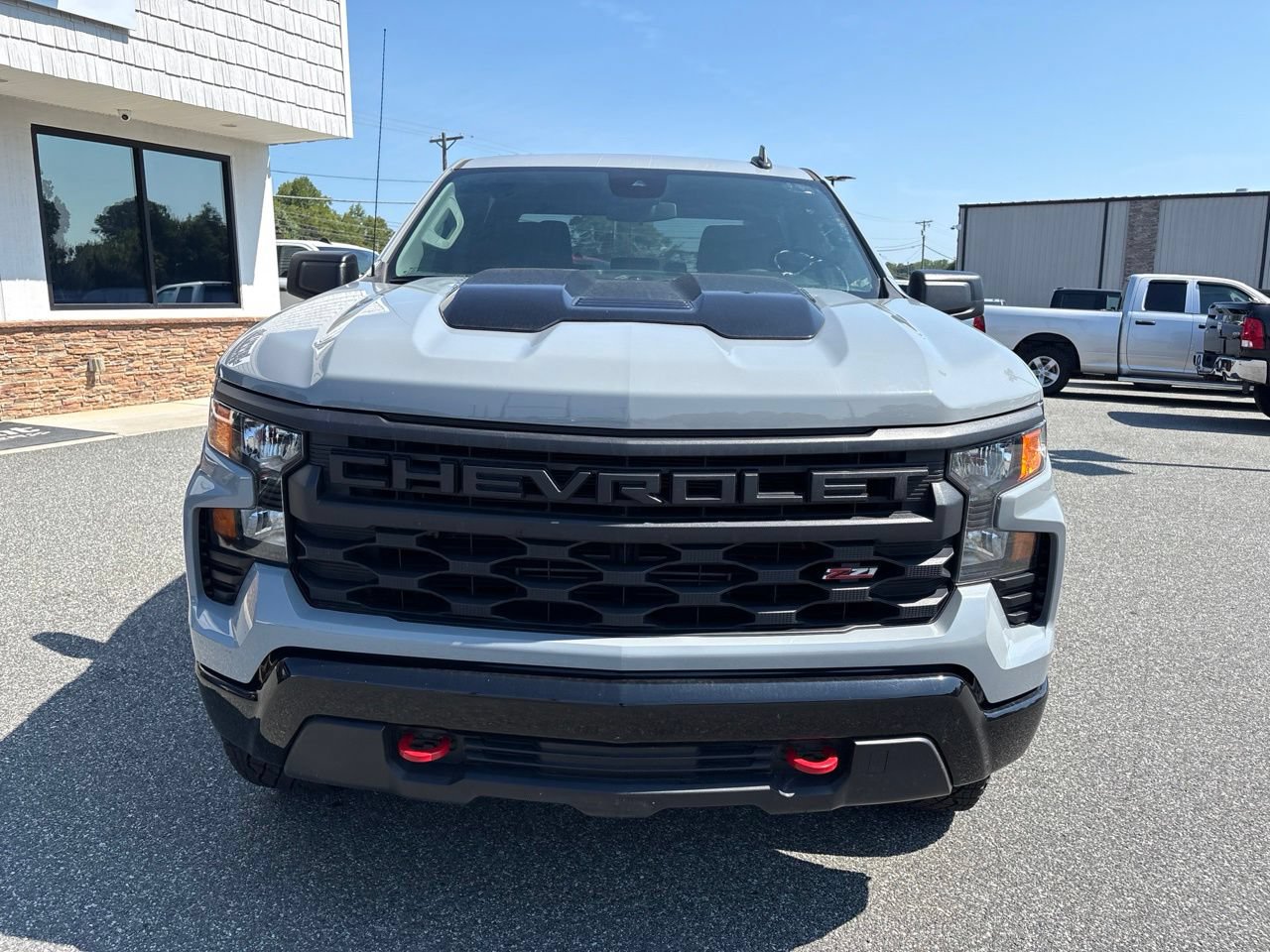 Used 2025 Chevrolet Silverado 1500 Custom Trail Boss AWD/4WD image 12