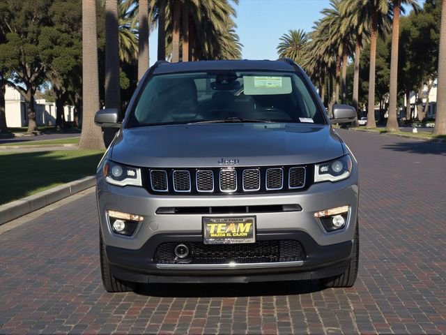Used 2018 Jeep Compass Limited w/ Navigation Group FWD image 2