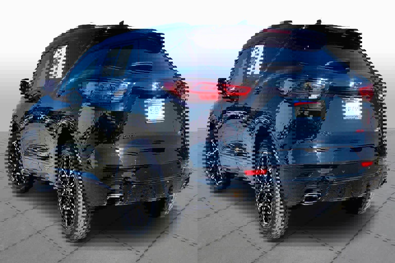 Certified 2023 Chevrolet Blazer RS w/ Driver Confidence II Package image 11