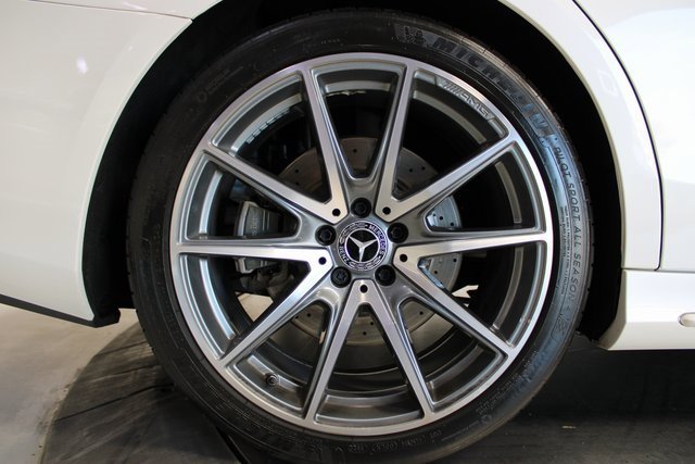Used 2019 Mercedes-Benz S 560 Sedan image 37