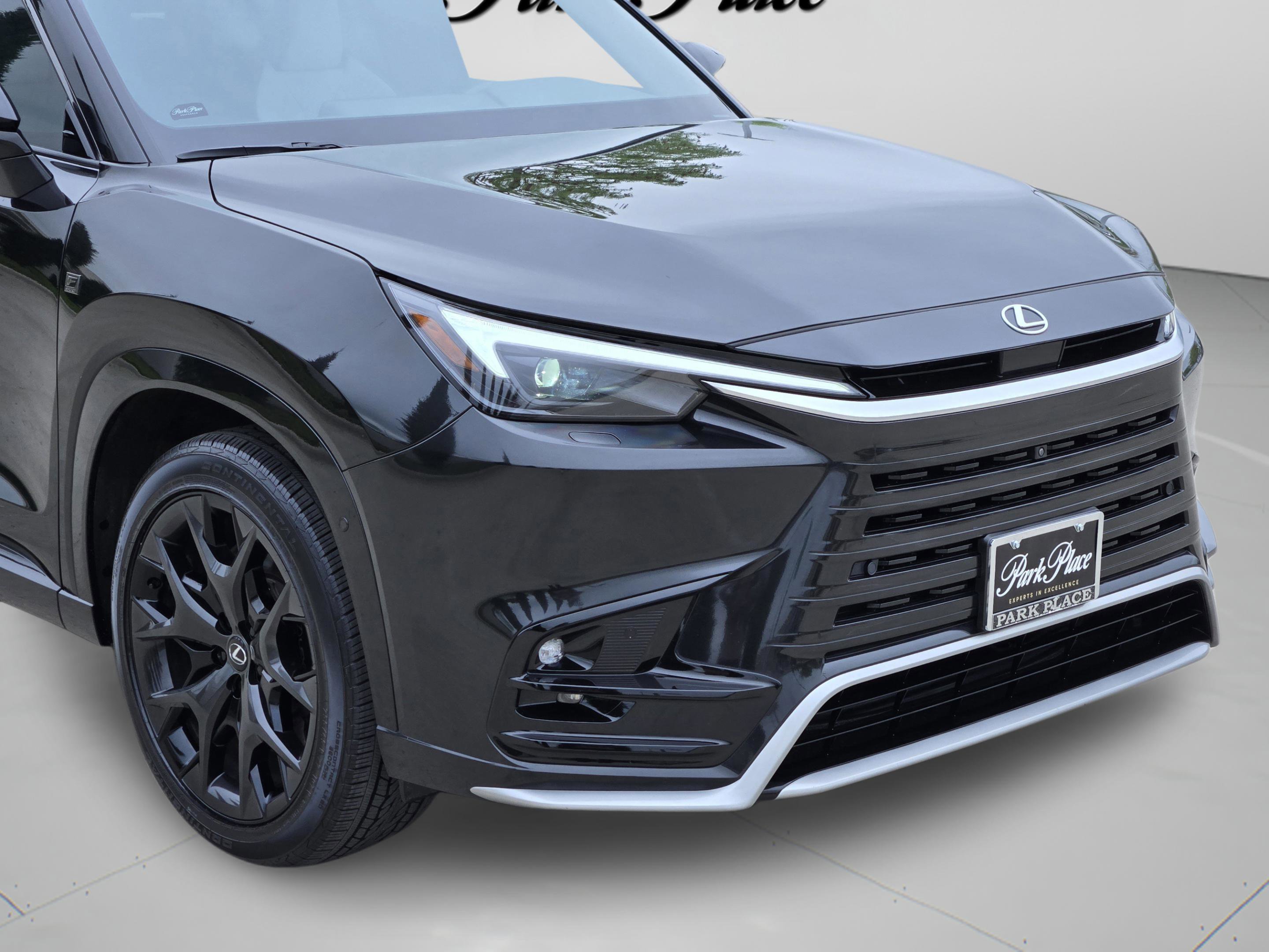 Certified 2024 Lexus TX 500h AWD w/ Technology Package image 29