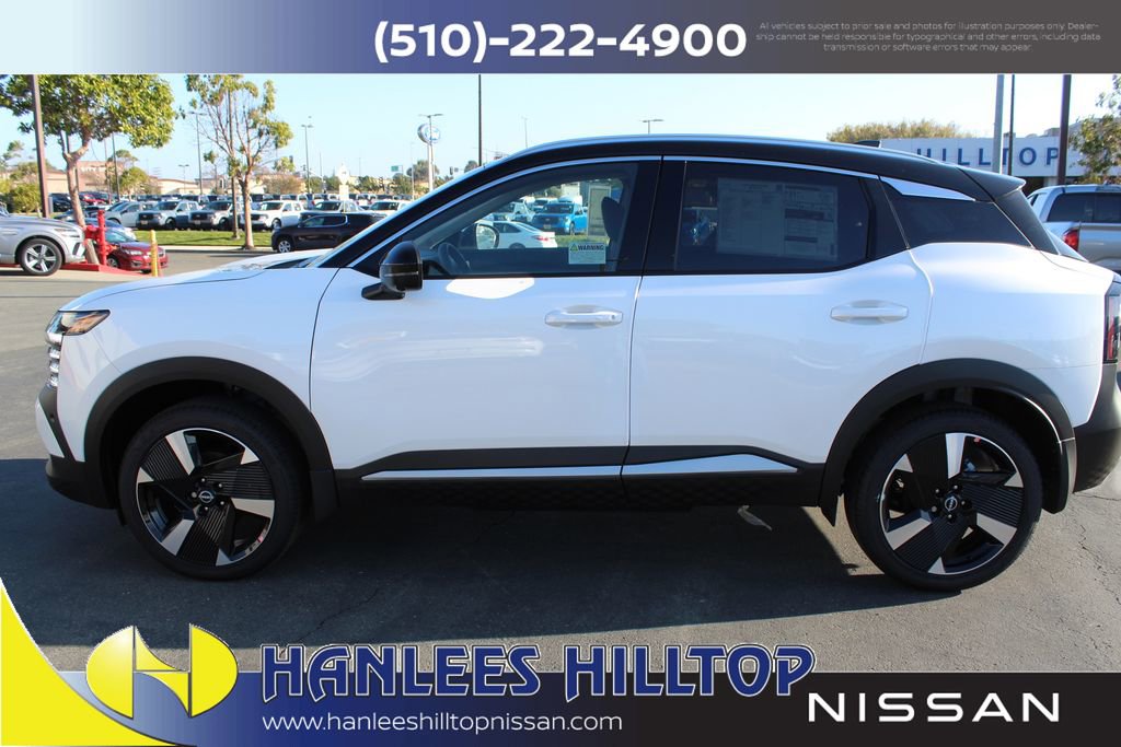 New 2025 Nissan Kicks SR w/ Illumination Package FWD image 2