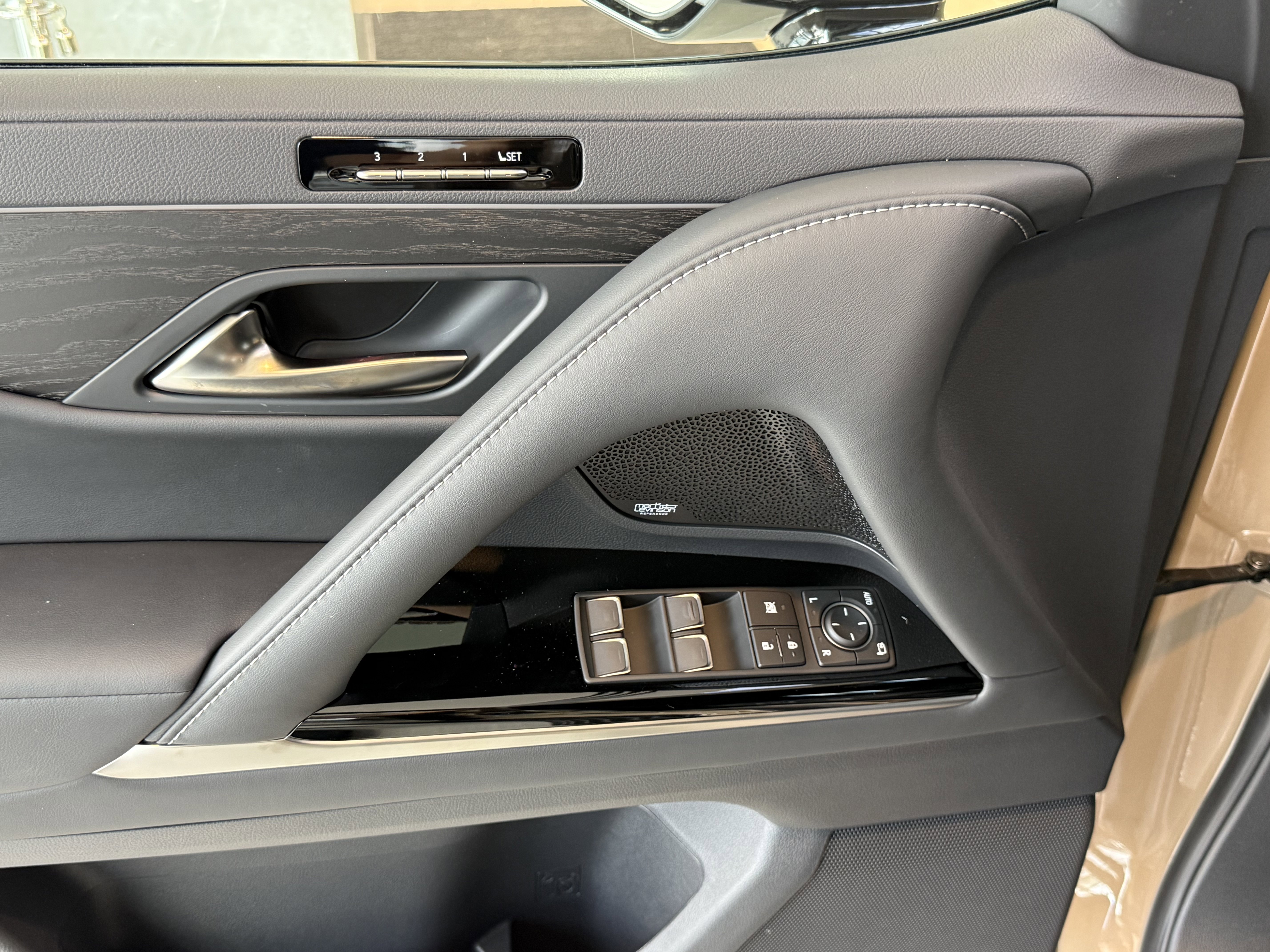 New 2026 Lexus LX 700h Overtrail AWD/4WD image 17