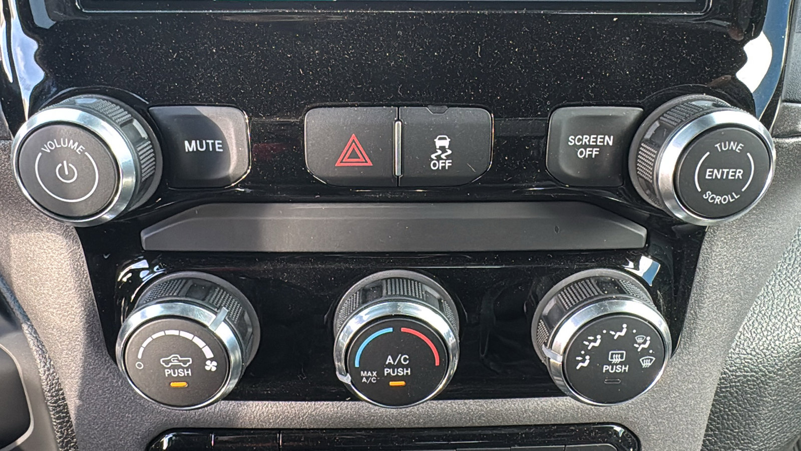 New 2026 RAM 5500 Tradesman image 18