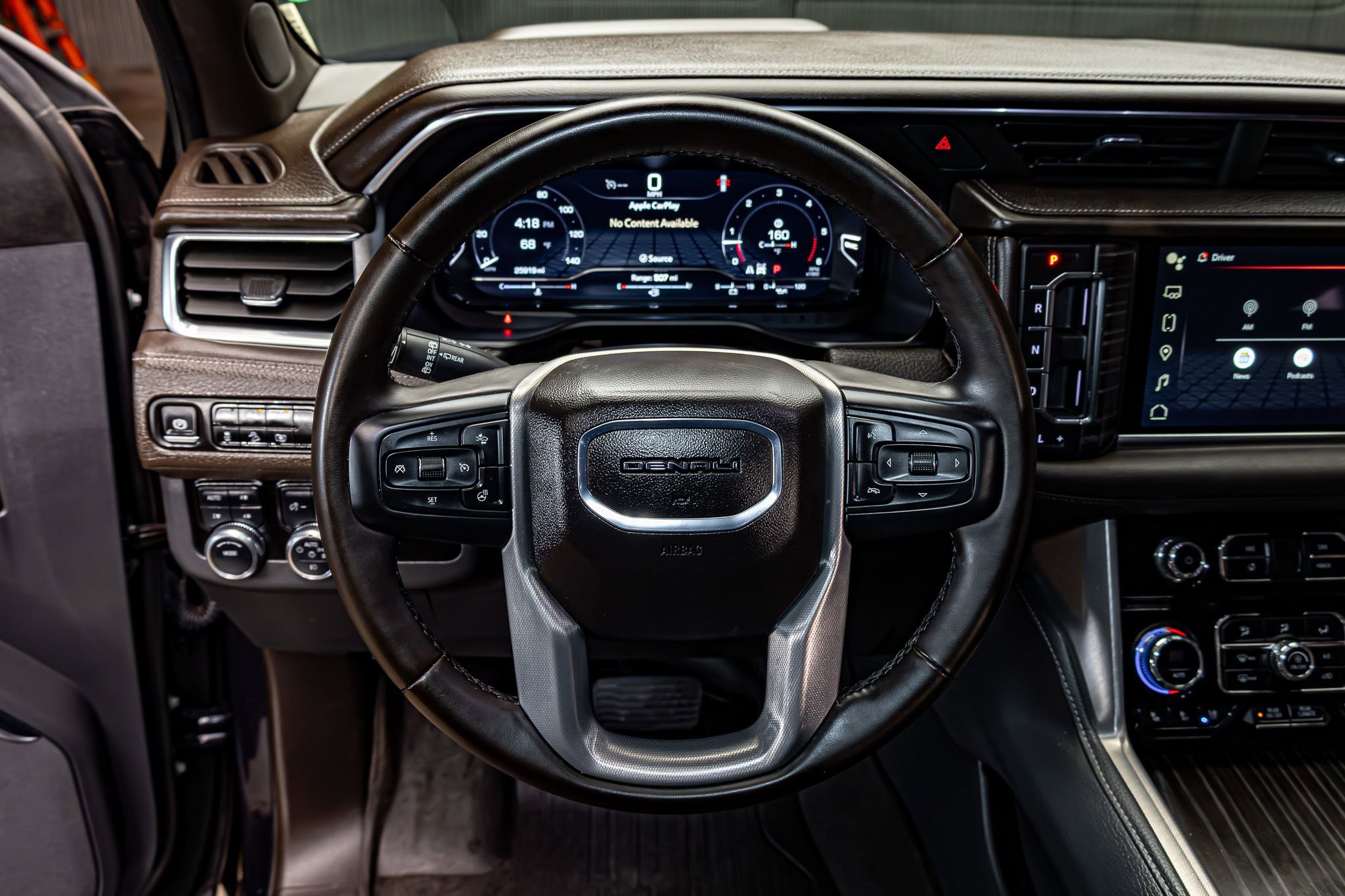 Used 2024 GMC Yukon Denali w/ LPO, Floor Liner Package image 15