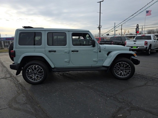Used 2023 Jeep Wrangler Unlimited Sahara w/ Cold Weather Group image 7