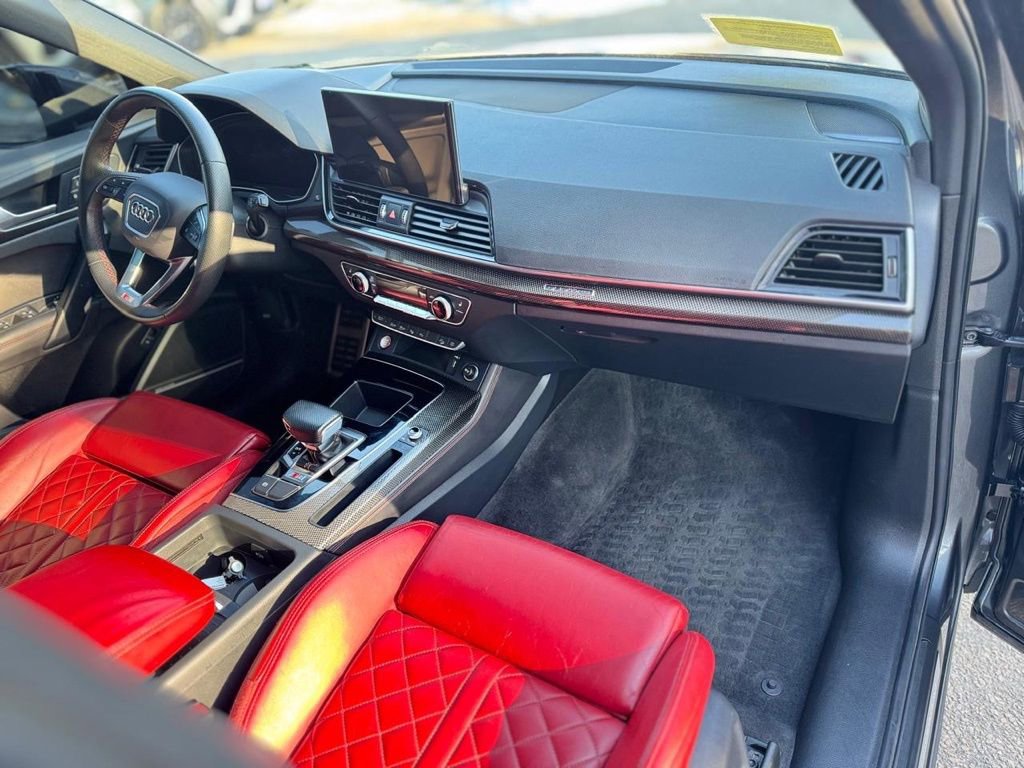 Used 2024 Audi SQ5 Prestige image 21