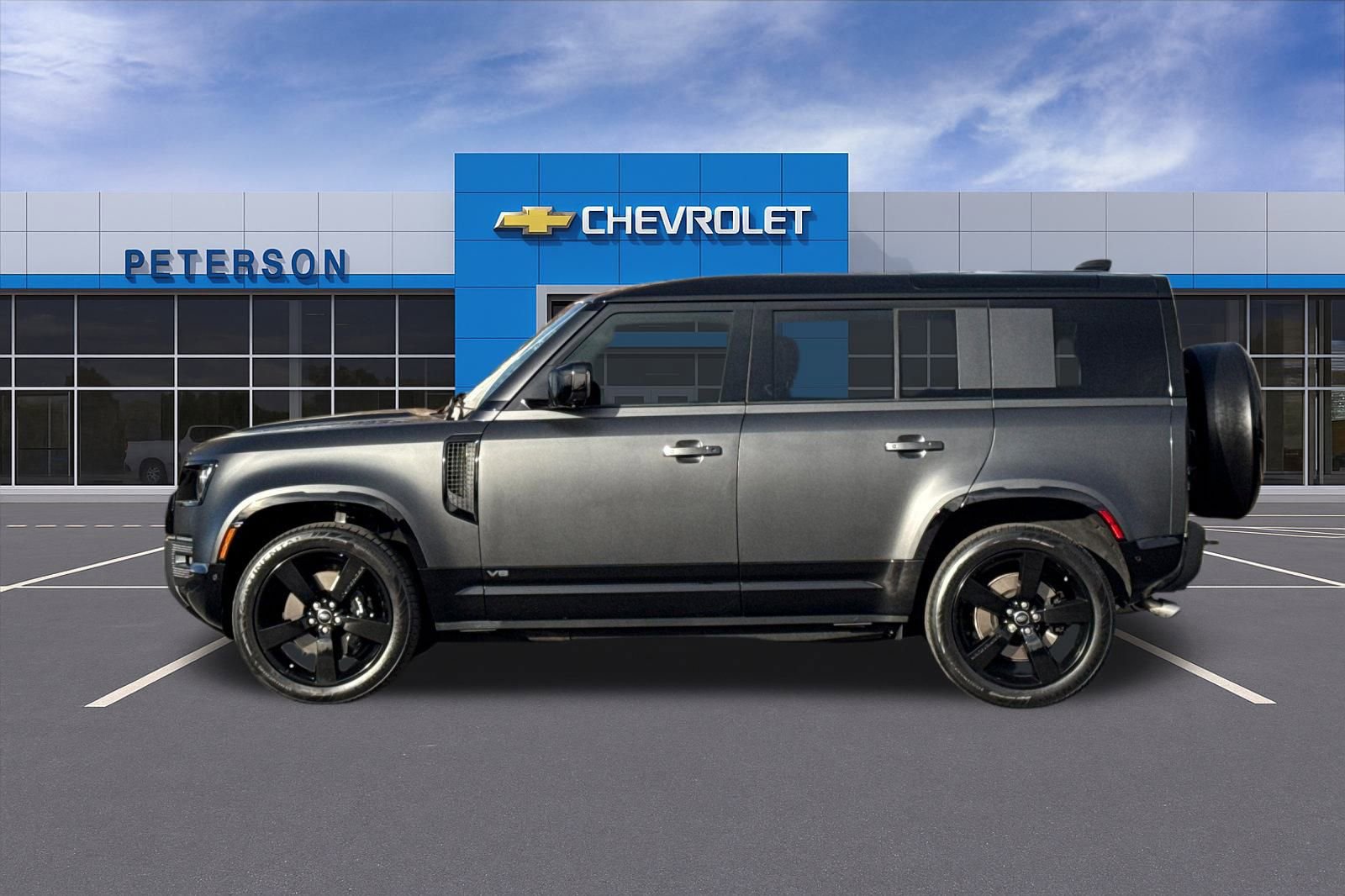 Used 2025 Land Rover Defender 110 V8 image 7