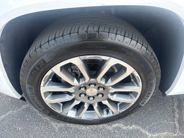 Used 2023 GMC Acadia Denali AWD/4WD image 12