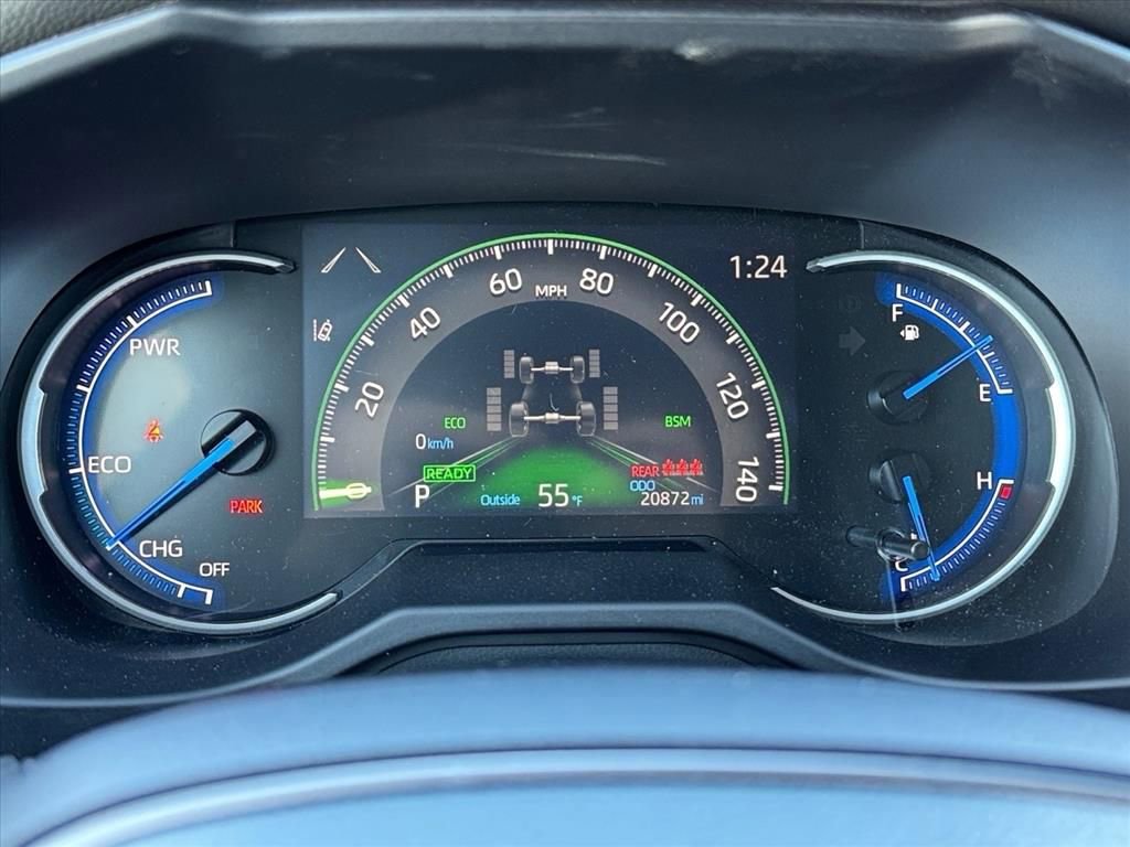 Used 2024 Toyota RAV4 SE image 19
