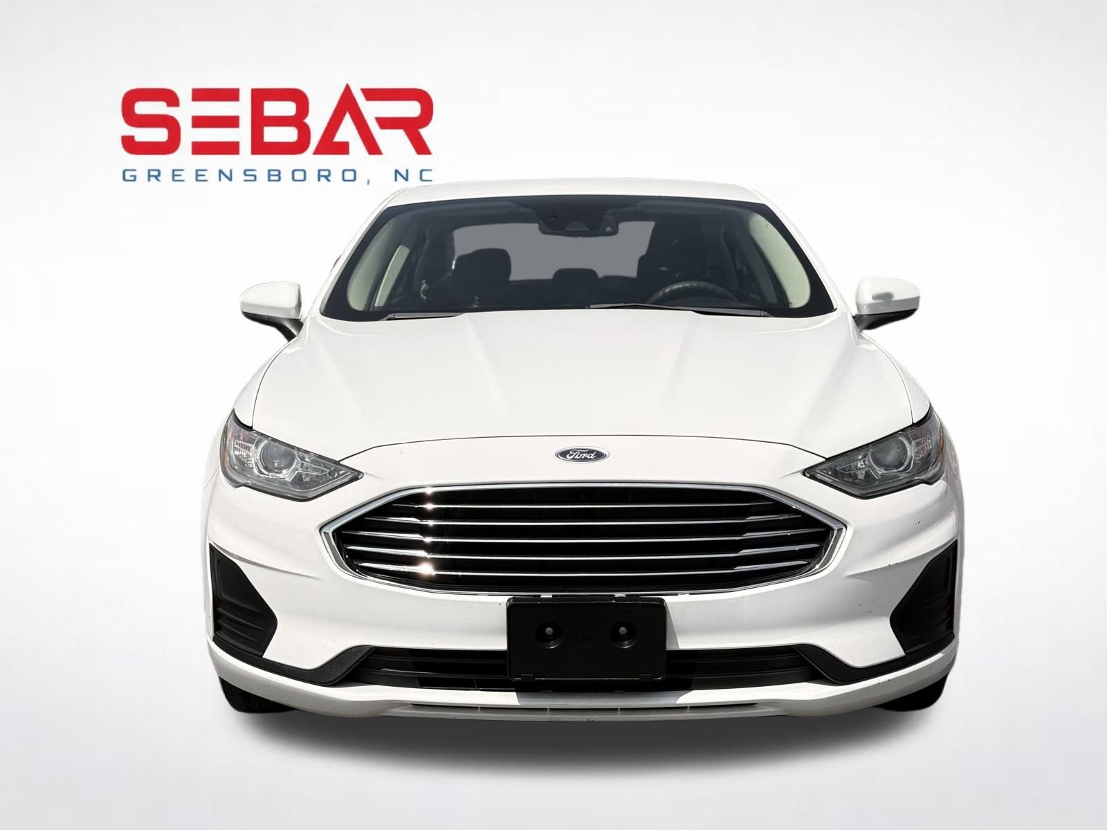 Used 2019 Ford Fusion SE FWD image 2