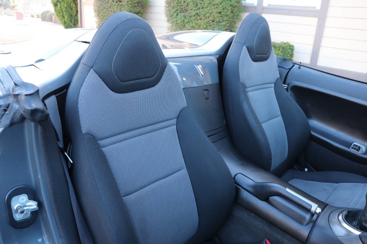 Used 2008 Pontiac Solstice Convertible w/ Preferred Package image 33