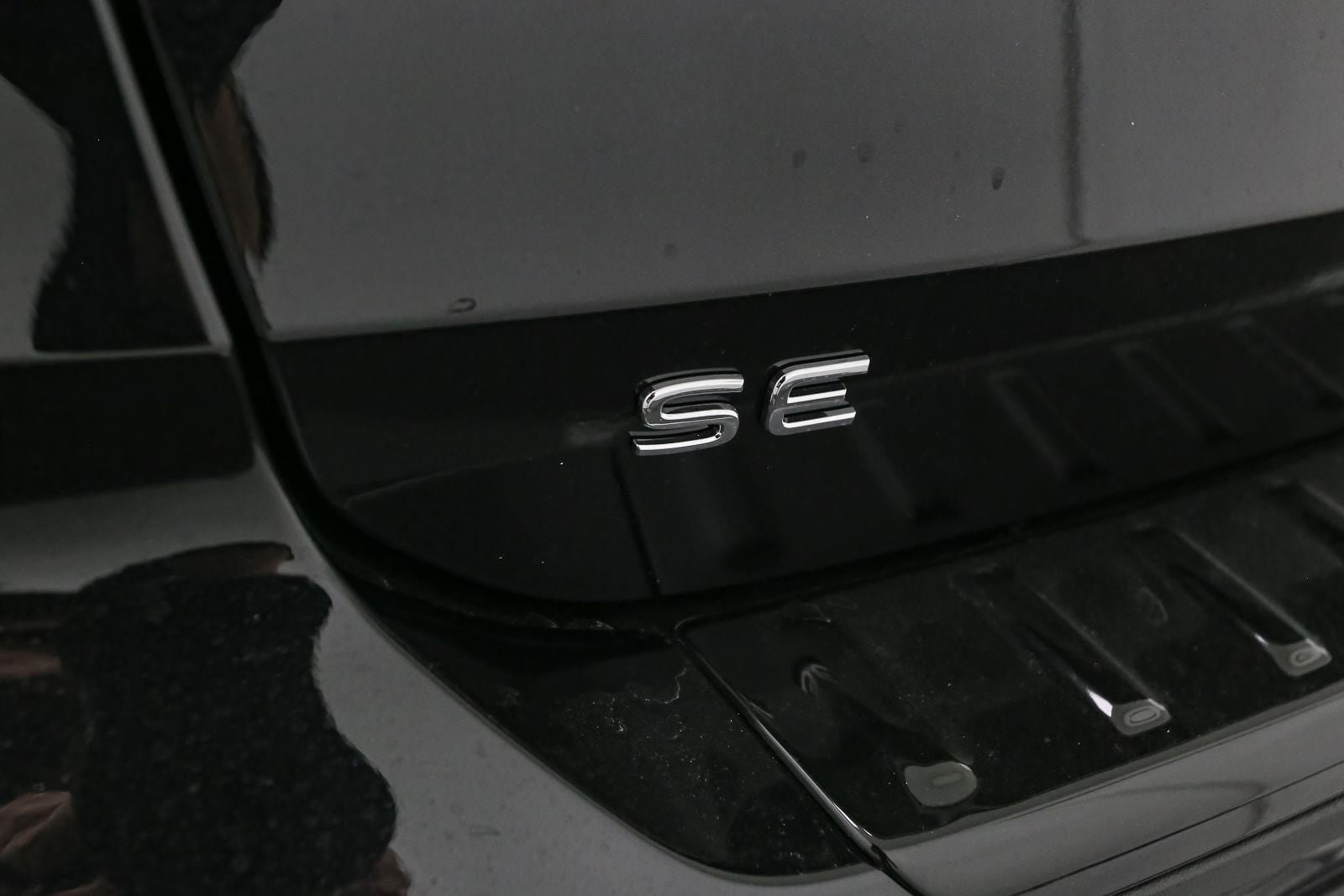 New 2026 Volkswagen Taos SE AWD/4WD image 10