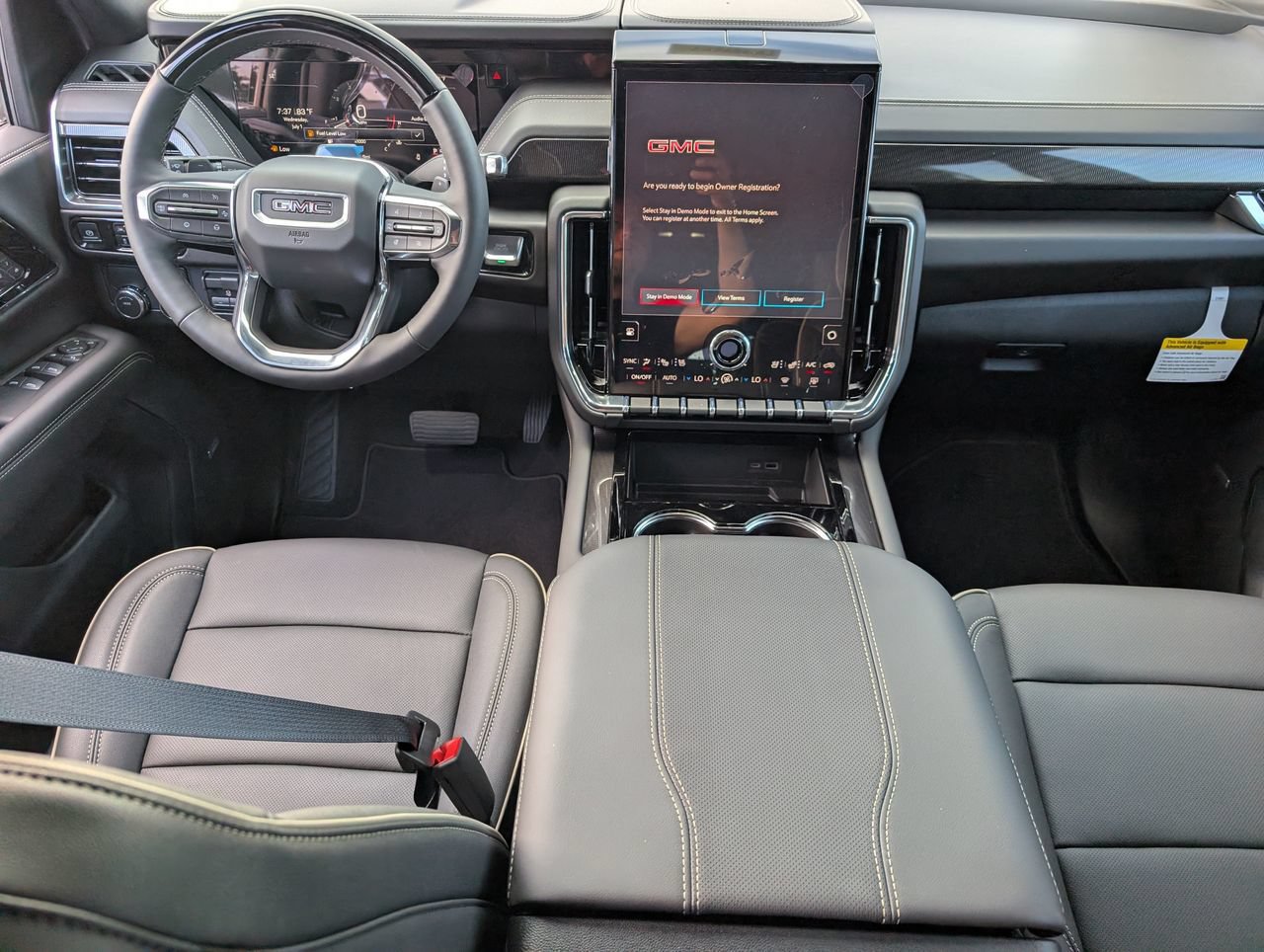 New 2026 GMC Yukon XL Elevation w/ Elevation Premium Package RWD image 8