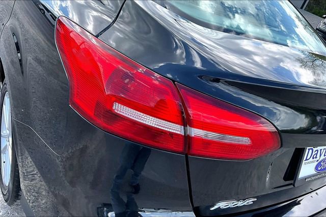 Used 2015 Ford Focus SE image 31