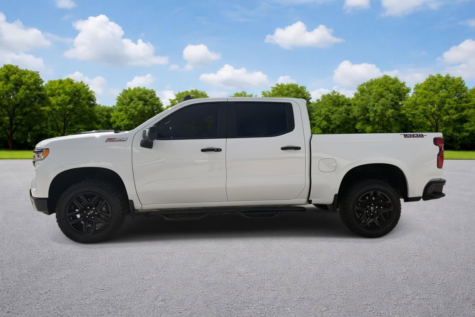 Used 2022 Chevrolet Silverado 1500 LT Trail Boss w/ LT Trail Boss Premium Package image 4