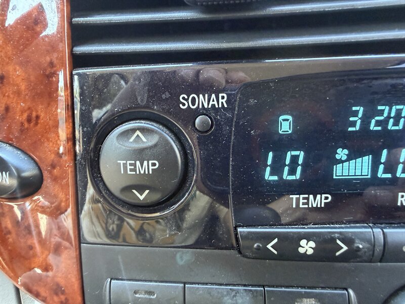 Used 2009 Toyota Sienna AWD image 45