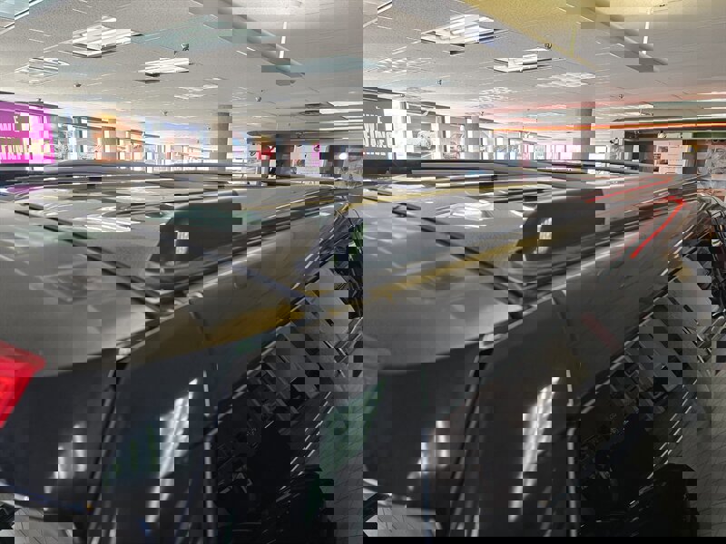 Used 2011 Cadillac Escalade ESV Luxury image 42