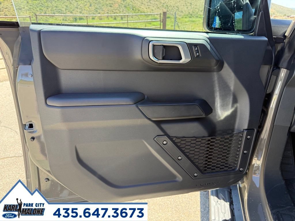 New 2026 Ford Bronco Outer Banks w/ Sasquatch Package AWD/4WD image 12