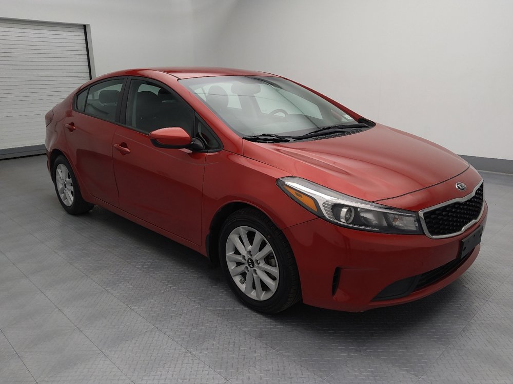 Used 2017 Kia Forte S image 11