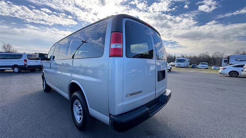 Used 2017 Chevrolet Express 2500 LS image 17