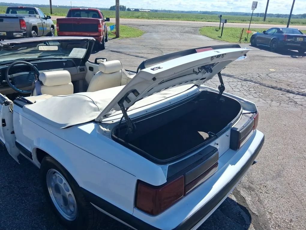 Used 1990 Ford Mustang LX RWD image 59