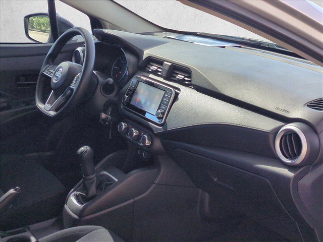 Used 2022 Nissan Versa S FWD image 20