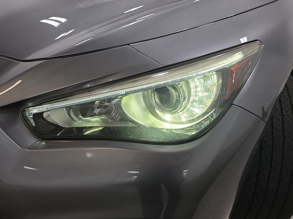 Used 2019 INFINITI Q50 Luxe w/ Essential Package (3.0T Luxe) AWD/4WD image 26