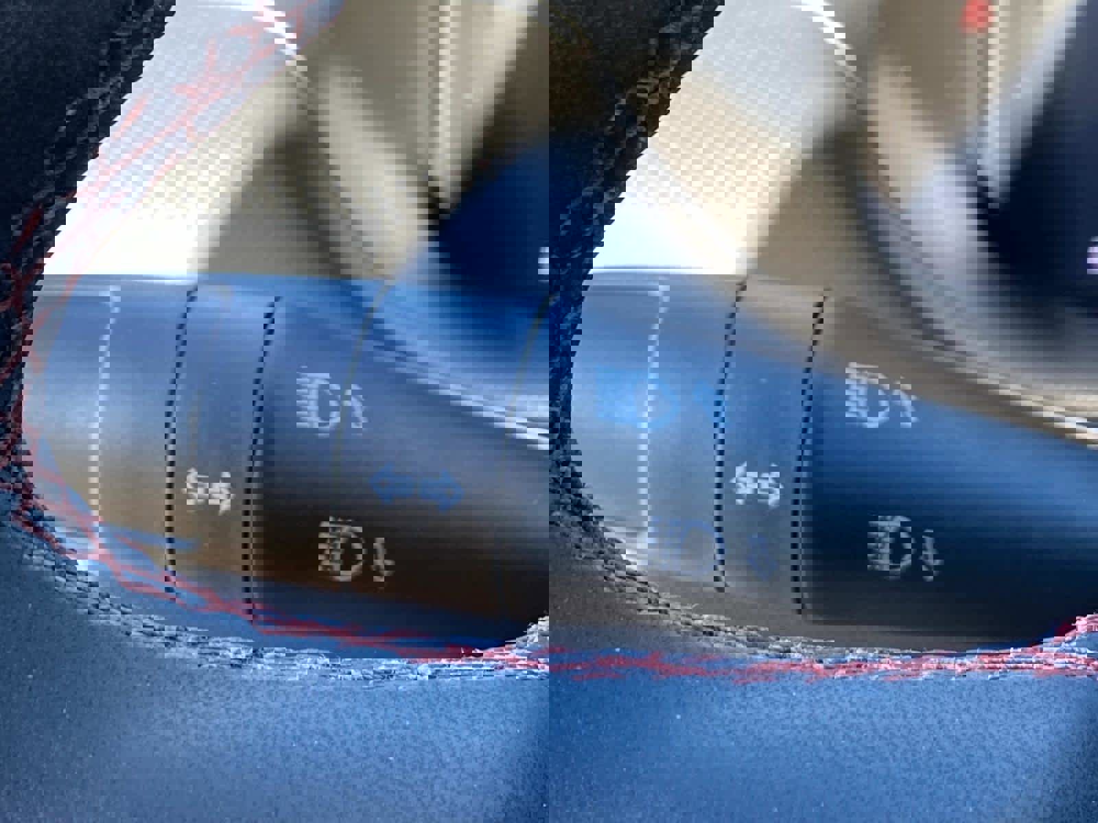 Certified 2025 Jeep Compass Trailhawk w/ Trailhawk Elite Group image 21