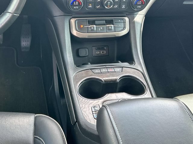 Certified 2020 GMC Acadia Denali w/ Technology Package AWD/4WD image 18