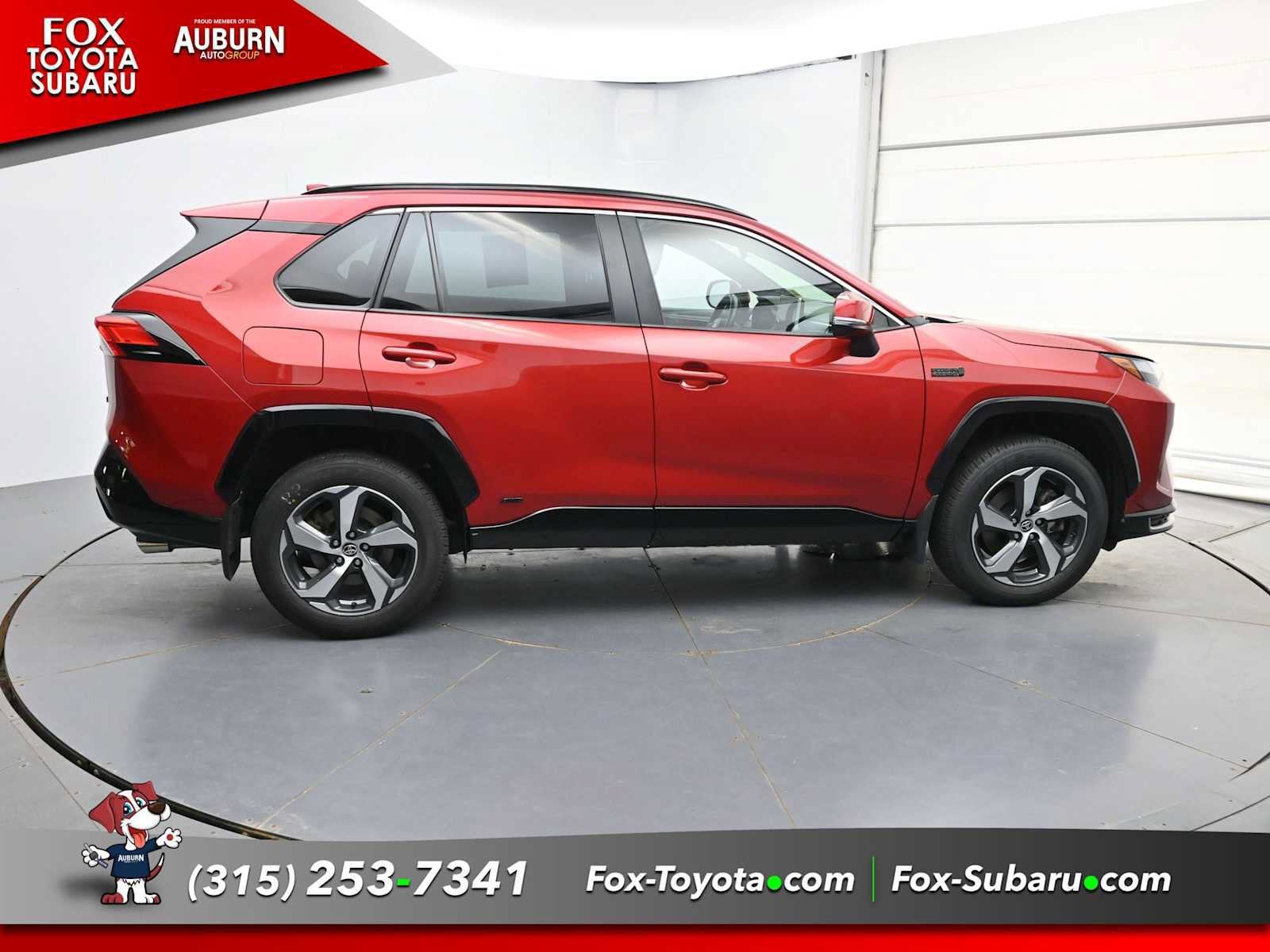 Used 2023 Toyota RAV4 SE w/ Weather & Moonroof Package AWD/4WD image 16