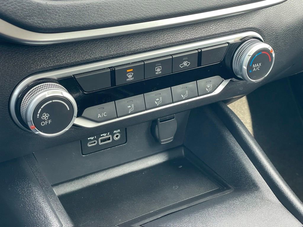 Certified 2023 Nissan Altima 2.5 SV FWD image 18