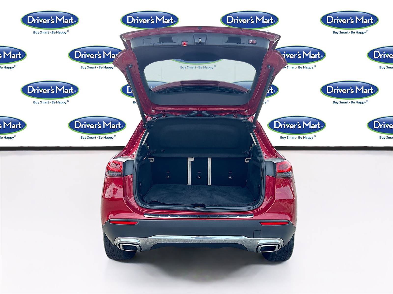 Used 2021 Mercedes-Benz GLA 250 4MATIC w/ Premium Package image 24