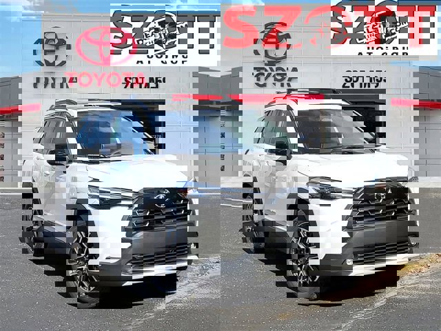 New 2026 Toyota Corolla Cross XLE video 1