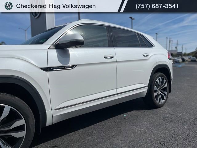Used 2023 Volkswagen Atlas Cross Sport SEL Premium R-Line image 3