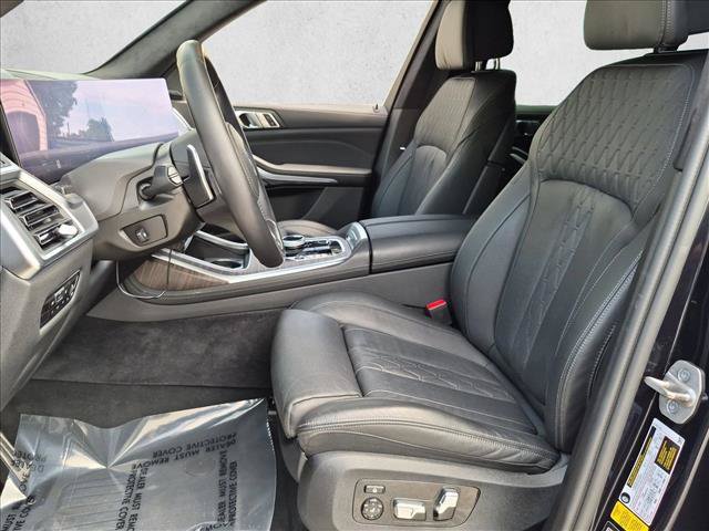 Used 2023 BMW X7 M60i w/ Executive Package AWD/4WD image 17